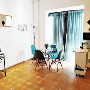 Style El Patio Triana Апартаменты