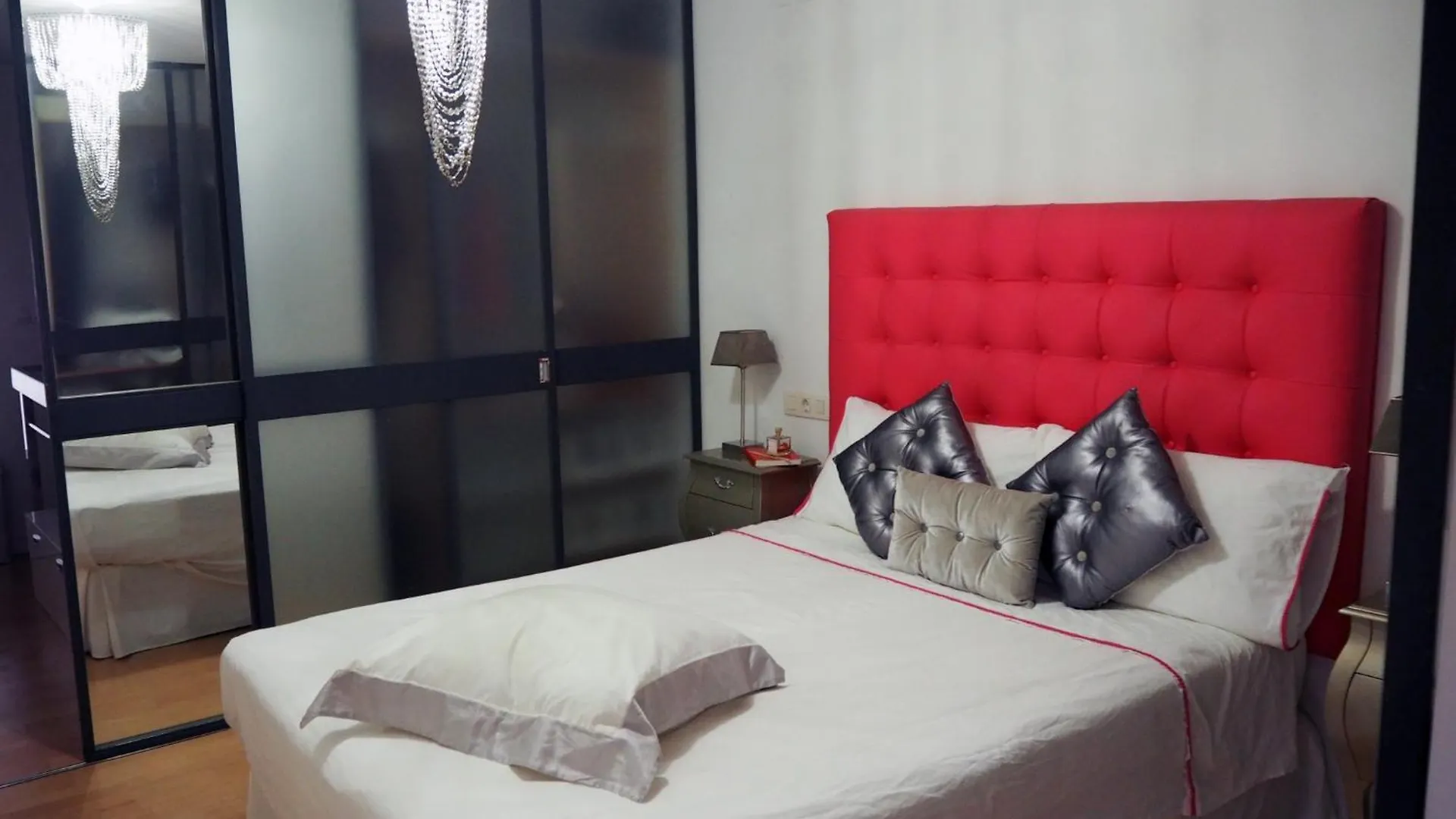 Precioso Duplex Reina Mercedes 5 Minutos Hospital Apartment Seville Spain